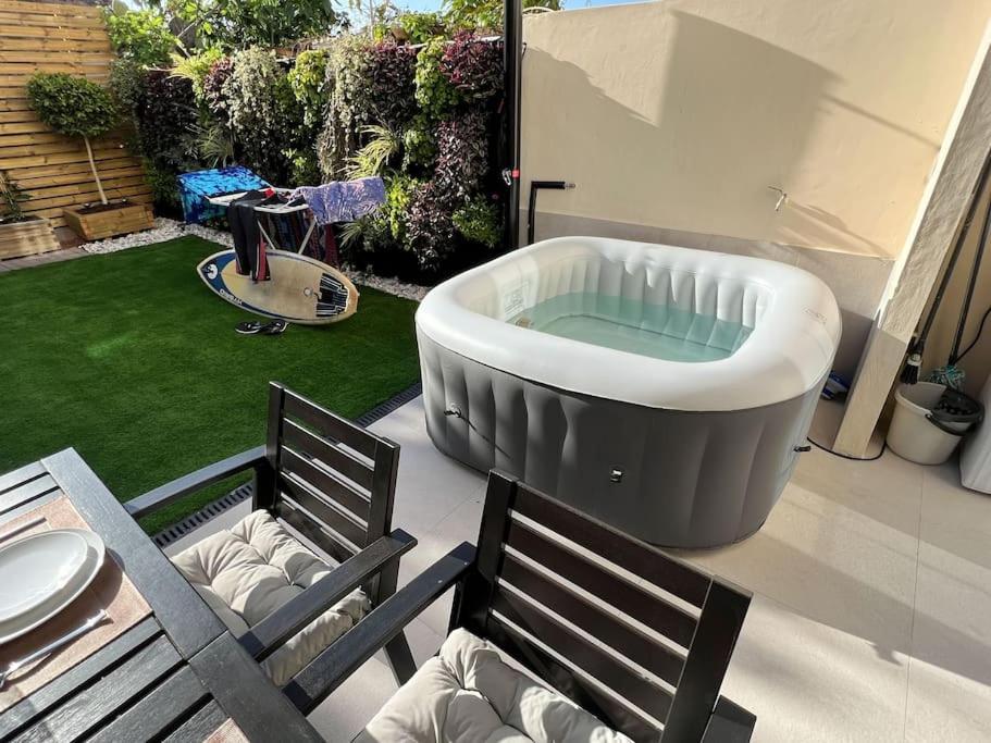 Relaxing Garden Los Cristianos Con Jacuzzi Y Barbacoa Arona  Exterior photo